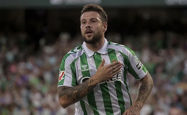 Aitor Ruibal: «Hace tiempo que he asumido mi rol, sé para lo que estoy aquí» Aitor Ruibal: «Hace tiempo que he asumido mi rol, sé para lo que estoy aquí»