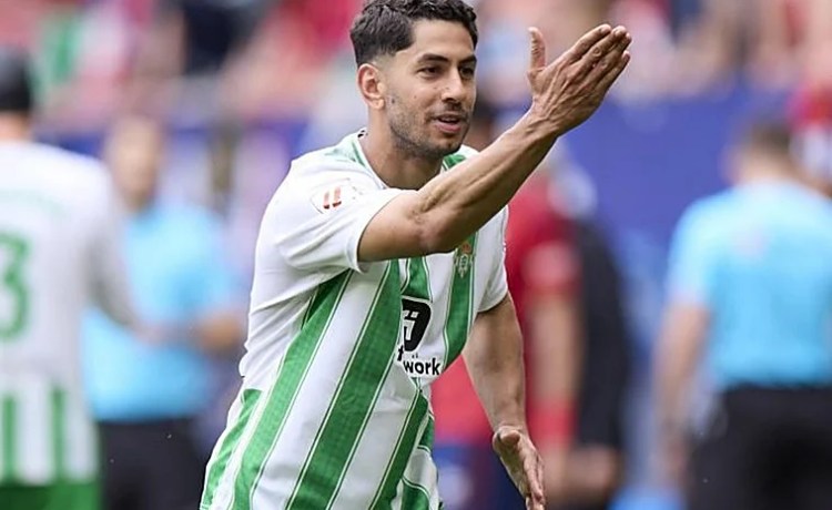 Ayoze no acepta la contraoferta del Betis y ya tramita su marcha al Villarreal Ayoze no acepta la contraoferta del Betis y ya tramita su marcha al Villarreal