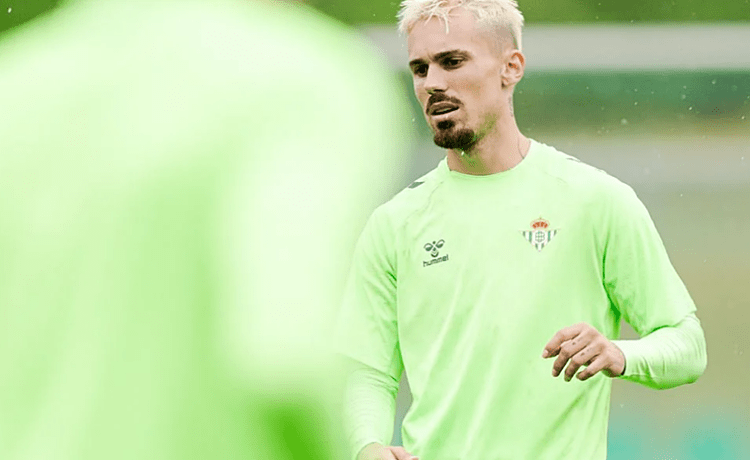 Los detalles de la negociación entre el Como 1907 y el Betis por Rodri Los detalles de la negociación entre el Como 1907 y el Betis por Rodri