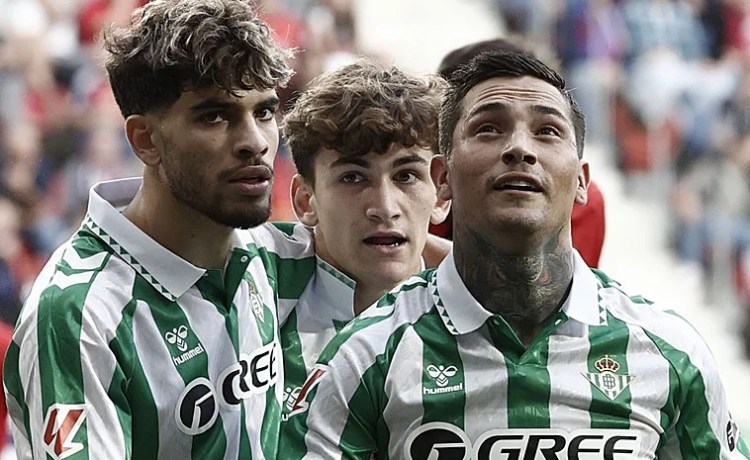 El debut con acento canterano de Mateo Flores El debut con acento canterano de Mateo Flores