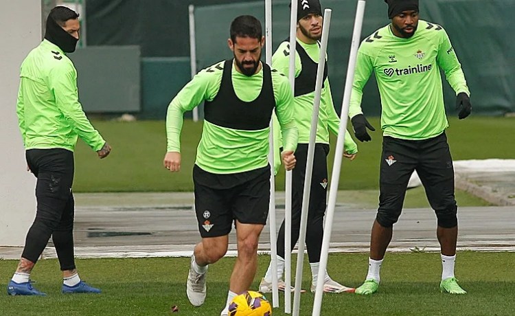 Betis – Las Palmas: La escalada en LaLiga convive con el ojo en la Conference Betis – Las Palmas: La escalada en LaLiga convive con el ojo en la Conference