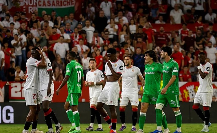 Así se cruzan el Betis de Pellegrini y el Sevilla de Pimienta: todas las cifras ofensivas y defensivas Así se cruzan el Betis de Pellegrini y el Sevilla de Pimienta: todas las cifras ofensivas y defensivas