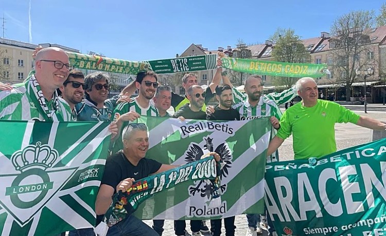 Ambiente bético en las calles de Bialystok Ambiente bético en las calles de Bialystok