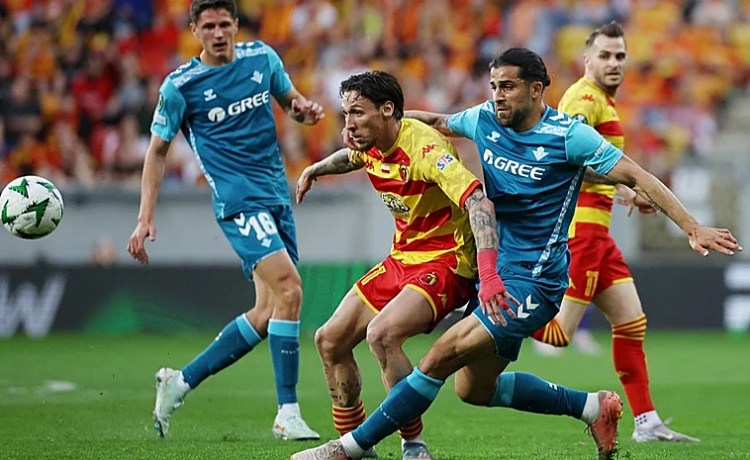 Ricardo Rodríguez se someterá a pruebas y será reservado ante el Girona por precaución Ricardo Rodríguez se someterá a pruebas y será reservado ante el Girona por precaución