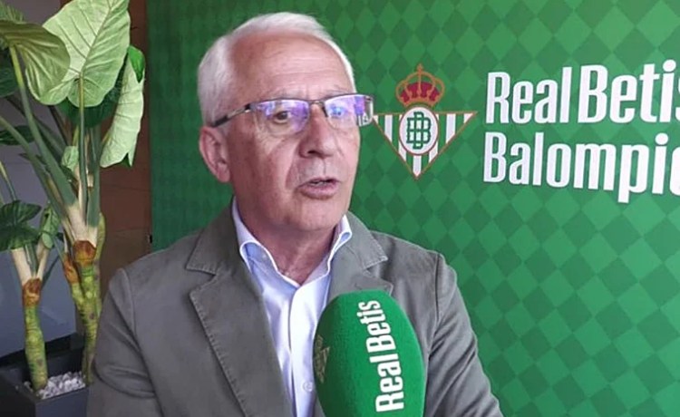 Martínez Feria y el nuevo estadio Villamarín: «Ahora sí podemos decir que ha empezado a rodar el proyecto, estamos dentro de los plazos establecidos» Martínez Feria y el nuevo estadio Villamarín: «Ahora sí podemos decir que ha empezado a rodar el proyecto, estamos dentro de los plazos establecidos»
