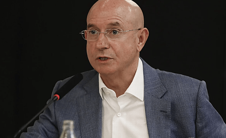 Serra Ferrer señala la importancia de Pellegrini: «Maneja muy bien los momentos complicados» Serra Ferrer señala la importancia de Pellegrini: «Maneja muy bien los momentos complicados»