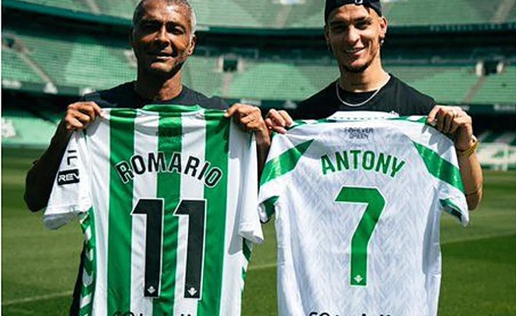 Romario cree que Antony tiene condiciones para «volver a la selección y ayudar a Brasil en el próximo Mundial» Romario cree que Antony tiene condiciones para «volver a la selección y ayudar a Brasil en el próximo Mundial»
