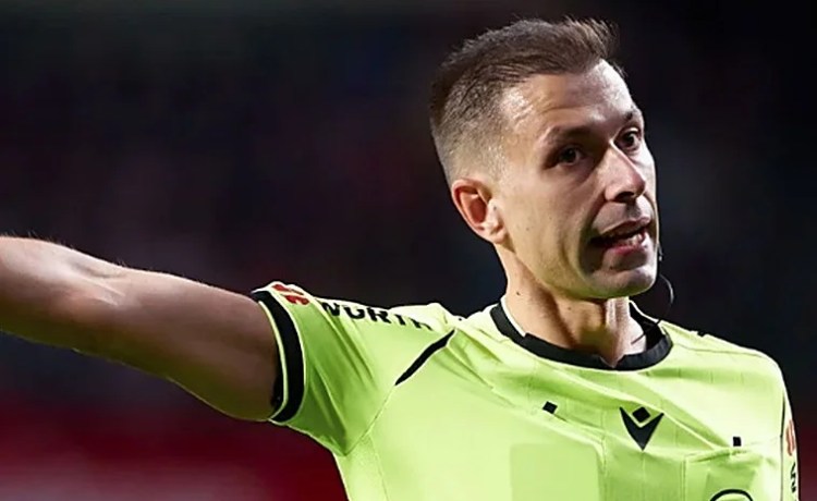 Cordero Vega dirigirá el Atlético – Betis de la penúltima jornada Cordero Vega dirigirá el Atlético – Betis de la penúltima jornada