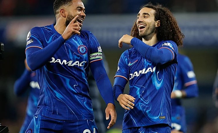 Cucurella fulmina al Manchester United (1-0) y pone al Chelsea rumbo a la Champions con el Betis en el horizonte Cucurella fulmina al Manchester United (1-0) y pone al Chelsea rumbo a la Champions con el Betis en el horizonte