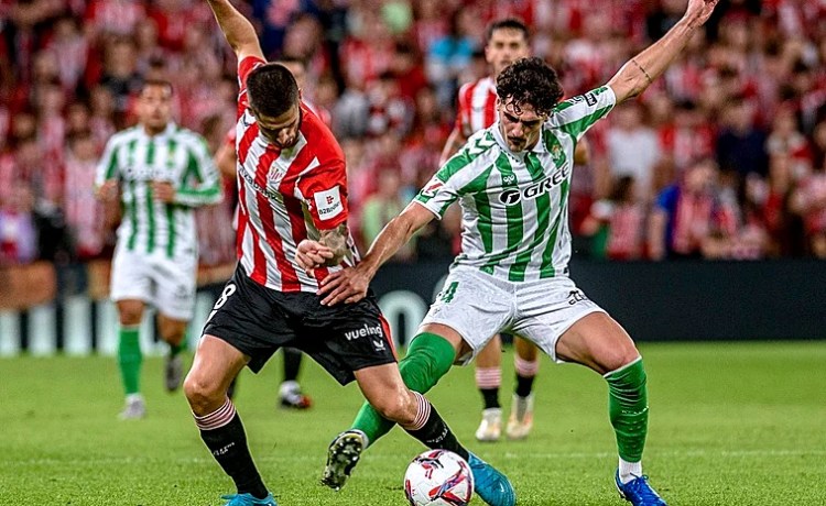 El Atlético de Madrid se coloca como claro pretendiente de Johnny Cardoso El Atlético de Madrid se coloca como claro pretendiente de Johnny Cardoso