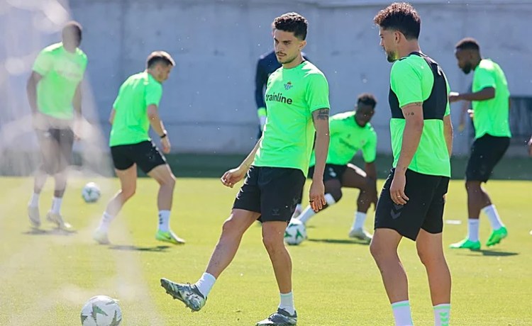Bartra ya piensa en el Chelsea: «Nivel de engorilamiento por mil» Bartra ya piensa en el Chelsea: «Nivel de engorilamiento por mil»