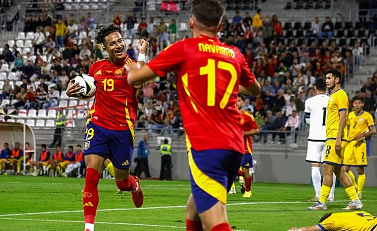 El Betis estrecha el cerco por Mateo Joseph El Betis estrecha el cerco por Mateo Joseph