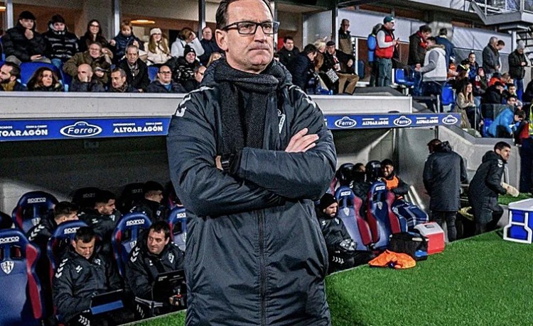 Etxeberría, Lopera y su fichaje por el Betis antes de ir al Athletic: «Me pagaba la cláusula mía y me iba para Sevilla» Etxeberría, Lopera y su fichaje por el Betis antes de ir al Athletic: «Me pagaba la cláusula mía y me iba para Sevilla»