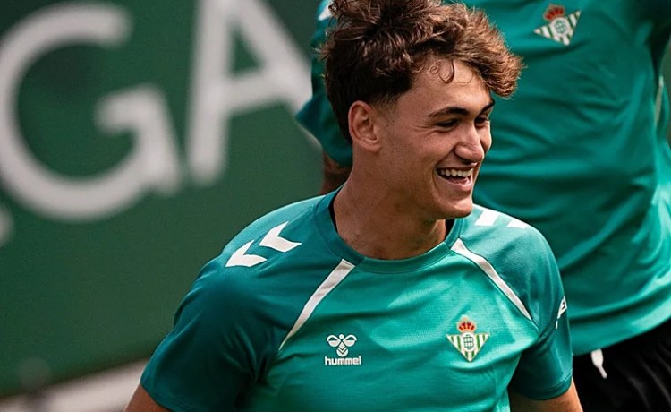 Pellegrini arranca la pretemporada del Betis con dobles sesiones Pellegrini arranca la pretemporada del Betis con dobles sesiones