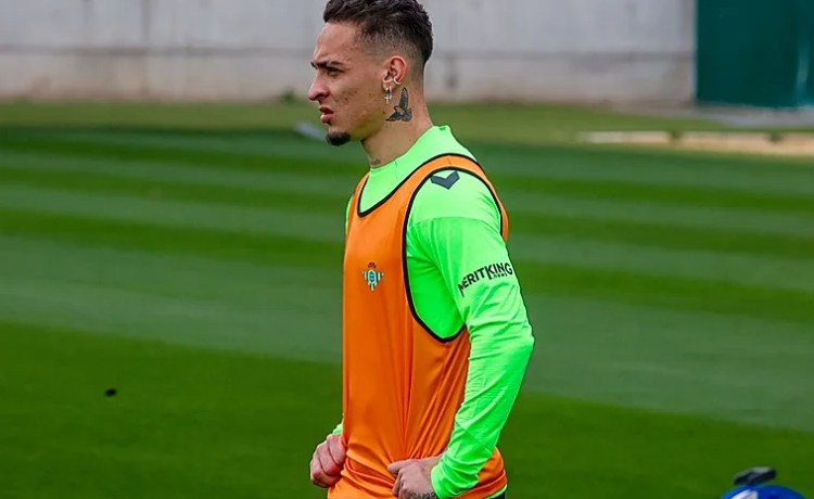 Amorim, sobre Antony, Sancho y Garnacho: «Si el club no consigue el precio justo, se quedarán. Estoy listo para recibirlos» Amorim, sobre Antony, Sancho y Garnacho: «Si el club no consigue el precio justo, se quedarán. Estoy listo para recibirlos»