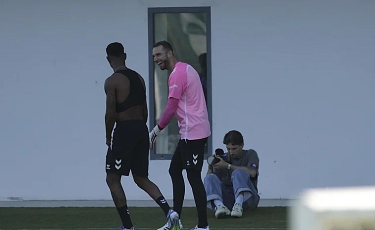 El esfuerzo de Pau López para volver al Betis El esfuerzo de Pau López para volver al Betis