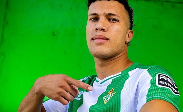 Deossa, el chico para todo que puede jugar en siete posiciones Deossa, el chico para todo que puede jugar en siete posiciones