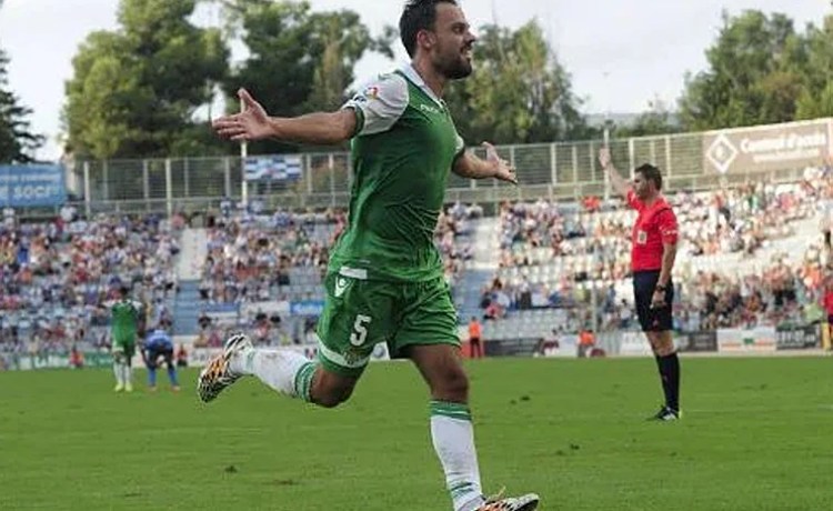 Matilla, exjugador del Betis, elogia a Pellegrini: «Es un ser humano top, incluso mejor que entrenador» Matilla, exjugador del Betis, elogia a Pellegrini: «Es un ser humano top, incluso mejor que entrenador»