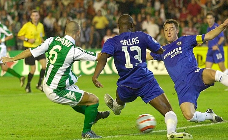 1N-2005: El día que el Betis tumbó a Mourinho: «Papá, pero si son leyendas del FIFA» 1N-2005: El día que el Betis tumbó a Mourinho: «Papá, pero si son leyendas del FIFA»