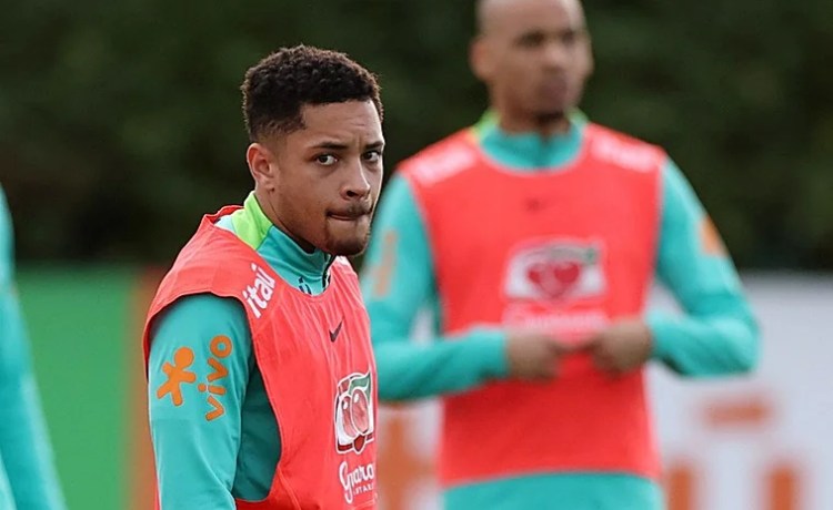 Vitor Roque: «Me fui a Europa muy pronto» Vitor Roque: «Me fui a Europa muy pronto»