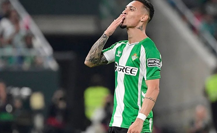 Antony, sobre el apodo ‘Antonio de Triana’: «Al principio estaba un poco confundido, tuve que preguntar a gente del club» Antony, sobre el apodo ‘Antonio de Triana’: «Al principio estaba un poco confundido, tuve que preguntar a gente del club»