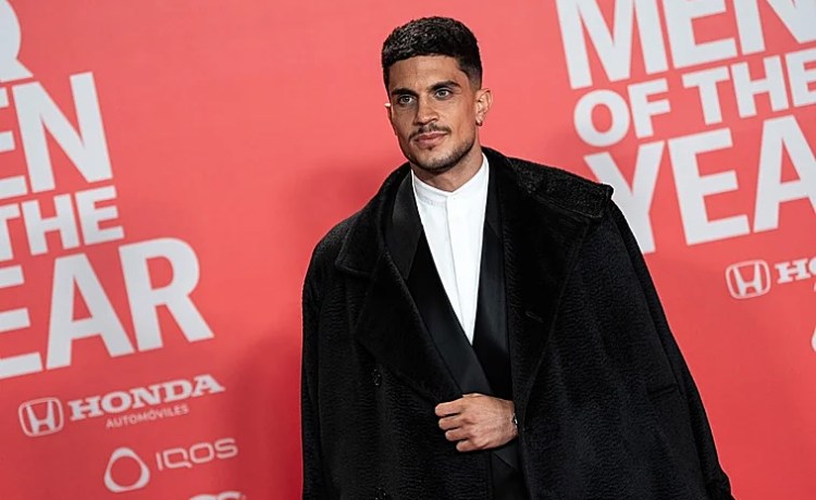 Bartra responde a Caparrós a once días del derbi: «Prefiero hablar en el campo» Bartra responde a Caparrós a once días del derbi: «Prefiero hablar en el campo»