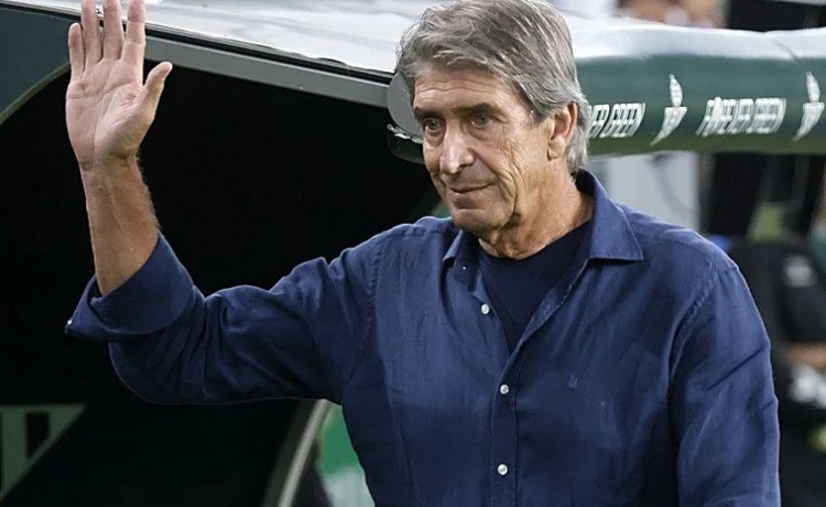 Pellegrini: «Ya veremos el futuro, pero estoy igual de comprometido con el Betis que con dirigir a la selección de mí país» Pellegrini: «Ya veremos el futuro, pero estoy igual de comprometido con el Betis que con dirigir a la selección de mí país»