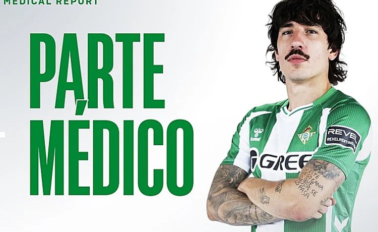 Bellerín estará entre dos y tres semanas de baja por una lesión en el sóleo Bellerín estará entre dos y tres semanas de baja por una lesión en el sóleo