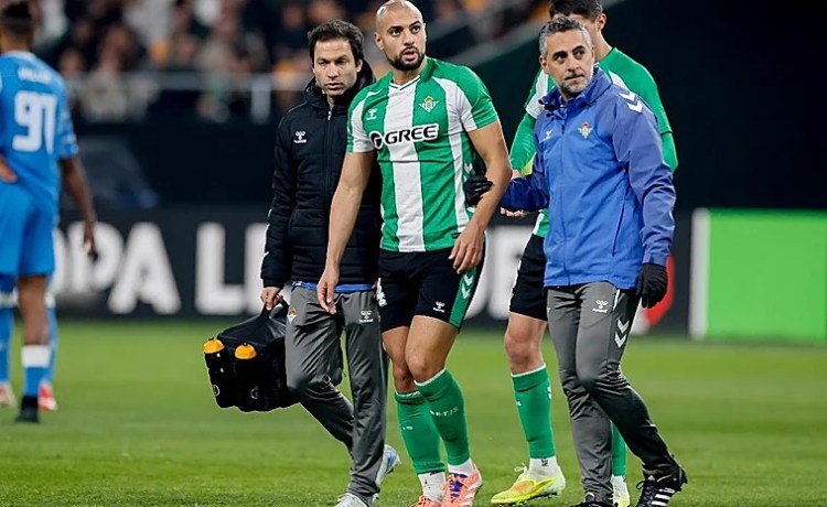 Amrabat no llega y se pierde el derbi Sevilla – Betis Amrabat no llega y se pierde el derbi Sevilla – Betis