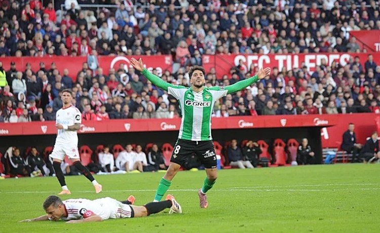 Sevilla – Betis, las notas de los jugadores: Fornals ya está en la historia de los derbis del Betis Sevilla – Betis, las notas de los jugadores: Fornals ya está en la historia de los derbis del Betis