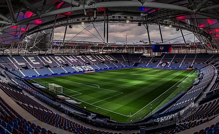 Torrent – Betis, en directo: última hora del partido de la Copa del Rey hoy en vivo Torrent – Betis, en directo: última hora del partido de la Copa del Rey hoy en vivo