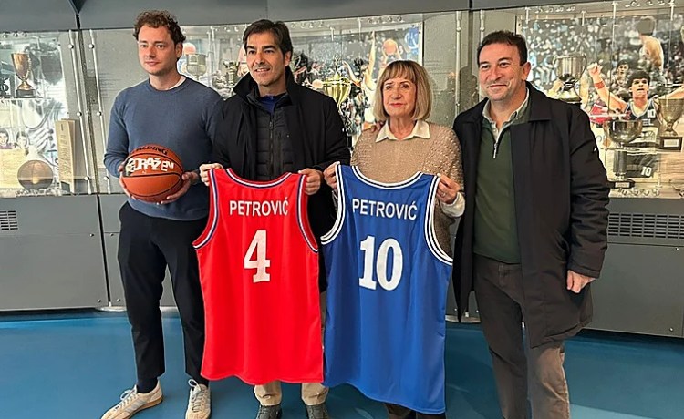 Haro y López Catalán visitan el Museo Drazen Petrovic en la previa del Dinamo Zagreb – Betis Haro y López Catalán visitan el Museo Drazen Petrovic en la previa del Dinamo Zagreb – Betis