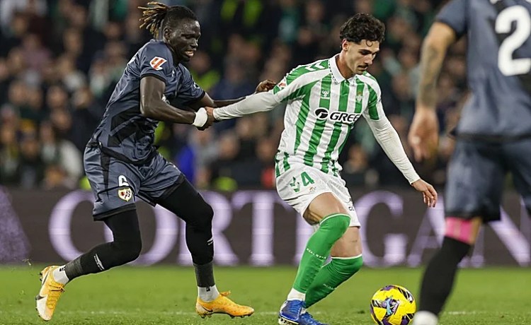 El acuerdo entre el Rayo y Senegal permite a Pathé Ciss estar ante el Betis El acuerdo entre el Rayo y Senegal permite a Pathé Ciss estar ante el Betis