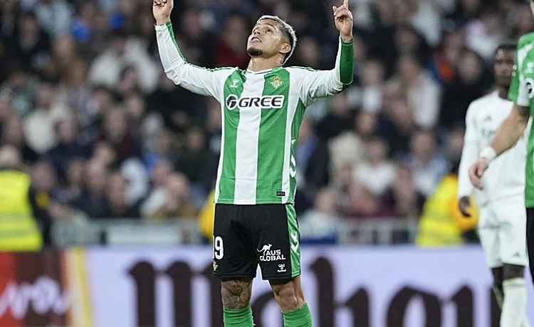 El mensaje del Cucho tras la lesión: «Volveré pronto, a por más y mejor» El mensaje del Cucho tras la lesión: «Volveré pronto, a por más y mejor»
