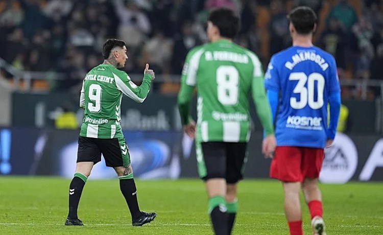 Betis – Elche, las notas de los jugadores: de perseguir el balón a estar en cuartos Betis – Elche, las notas de los jugadores: de perseguir el balón a estar en cuartos