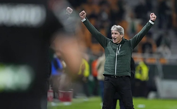 El bendito problema del calendario del Betis y la importancia de sumar ante PAOK y Feyenoord El bendito problema del calendario del Betis y la importancia de sumar ante PAOK y Feyenoord