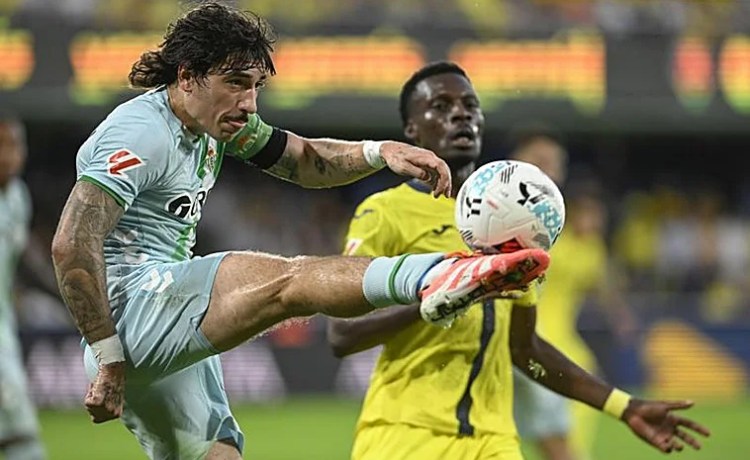 Pellegrini equilibra los duelos entre el Betis y el Villarreal Pellegrini equilibra los duelos entre el Betis y el Villarreal