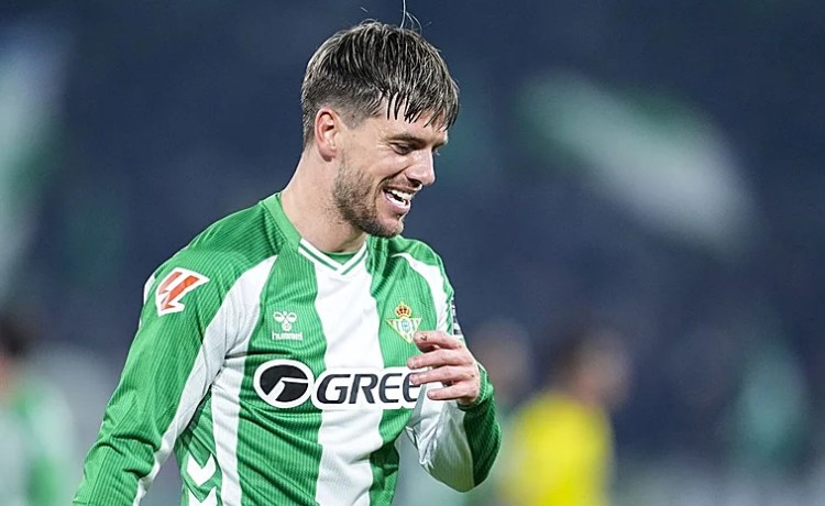 El Rennes ficha a Szymanski por diez millones tras la negativa de Lo Celso a salir del Betis El Rennes ficha a Szymanski por diez millones tras la negativa de Lo Celso a salir del Betis