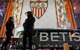 Antiviolencia propone sancionar a 51 aficionados del Sevilla y del Betis Antiviolencia propone sancionar a 51 aficionados del Sevilla y del Betis