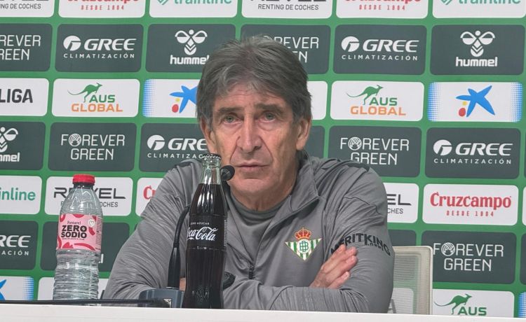 Pellegrini, el adiós de Juanmi y la confianza en Bakambu: «Nunca estuvo en la puerta de salida» Pellegrini, el adiós de Juanmi y la confianza en Bakambu: «Nunca estuvo en la puerta de salida»