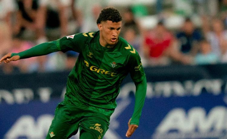 Nelson Deossa, el posible desbloqueo en la medular del Betis Nelson Deossa, el posible desbloqueo en la medular del Betis