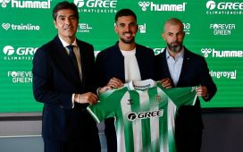 Dani Ceballos, en su presentación con el Betis: «Siento felicidad, alivio e ilusión» Dani Ceballos, en su presentación con el Betis: «Siento felicidad, alivio e ilusión»