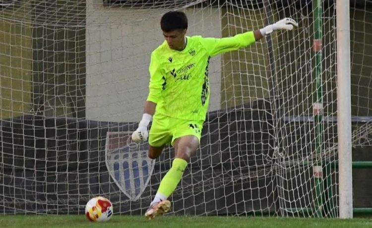 El Betis cierra el fichaje del guardameta Alejandro Postigo El Betis cierra el fichaje del guardameta Alejandro Postigo
