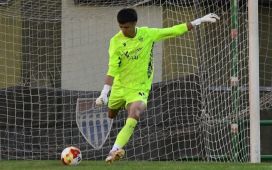 El Betis cierra el fichaje del guardameta Alejandro Postigo El Betis cierra el fichaje del guardameta Alejandro Postigo