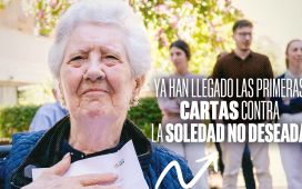 Personas mayores en una residencia reciben cartas de béticos para que no se sientan solos Personas mayores en una residencia reciben cartas de béticos para que no se sientan solos