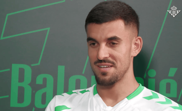 Dani Ceballos se sincera: «Yo no vengo aquí de figura ni de estrella, yo vengo aquí a ponerme el mono de trabajo y ayudar al equipo Dani Ceballos se sincera: «Yo no vengo aquí de figura ni de estrella, yo vengo aquí a ponerme el mono de trabajo y ayudar al equipo
