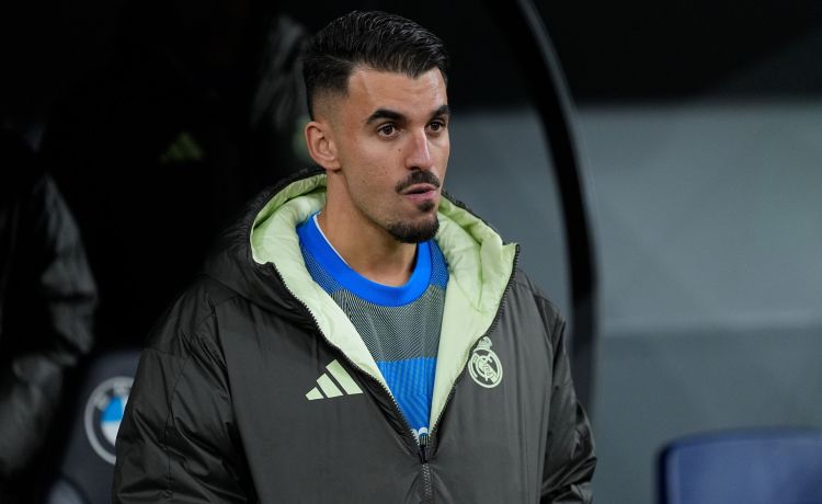 Dani Ceballos se cae del Betis-Madrid en medio de los rumores para su salida Dani Ceballos se cae del Betis-Madrid en medio de los rumores para su salida