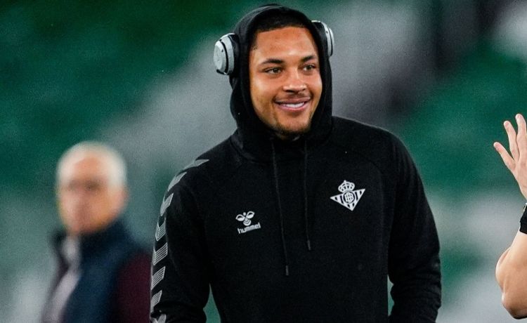 La llave para la salida de Vitor Roque del Betis en febrero La llave para la salida de Vitor Roque del Betis en febrero