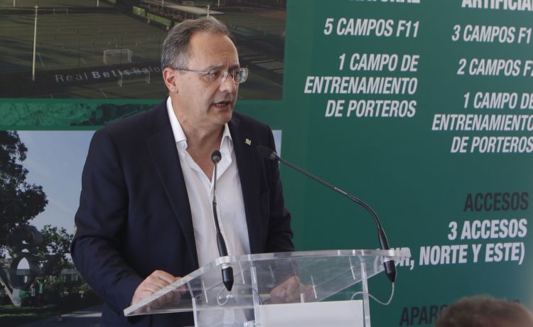 El Betis ya asume que estará en La Cartuja más de dos temporadas El Betis ya asume que estará en La Cartuja más de dos temporadas