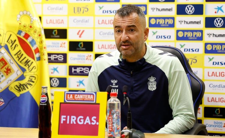 Los halagos de Diego Martínez al Betis Los halagos de Diego Martínez al Betis